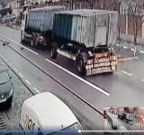 VIDEO| Copil de 9 ani, lovit de TIR la Ciorani! A fost dus la spital cu elicopterul SMURD