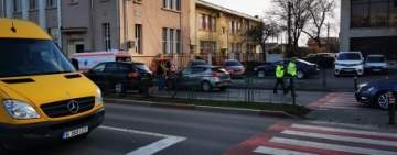 VIDEO| Accident pe trecerea pentru pietoni de pe Bulevardul Republicii din Ploiești! Victima, în stare de inconștiență!