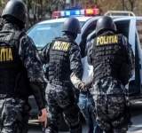 Percheziții în Prahova la persoane bănuite de jefuirea camioanelor aflate în mers! Au fost reținute 25 de persoane 
