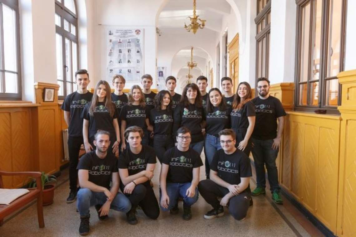 Tinerii ploieșteni care fac viziere pentru medici la imprimante 3D au nevoie de sprijin financiar! A fost deschis un cont bancar în care poți dona