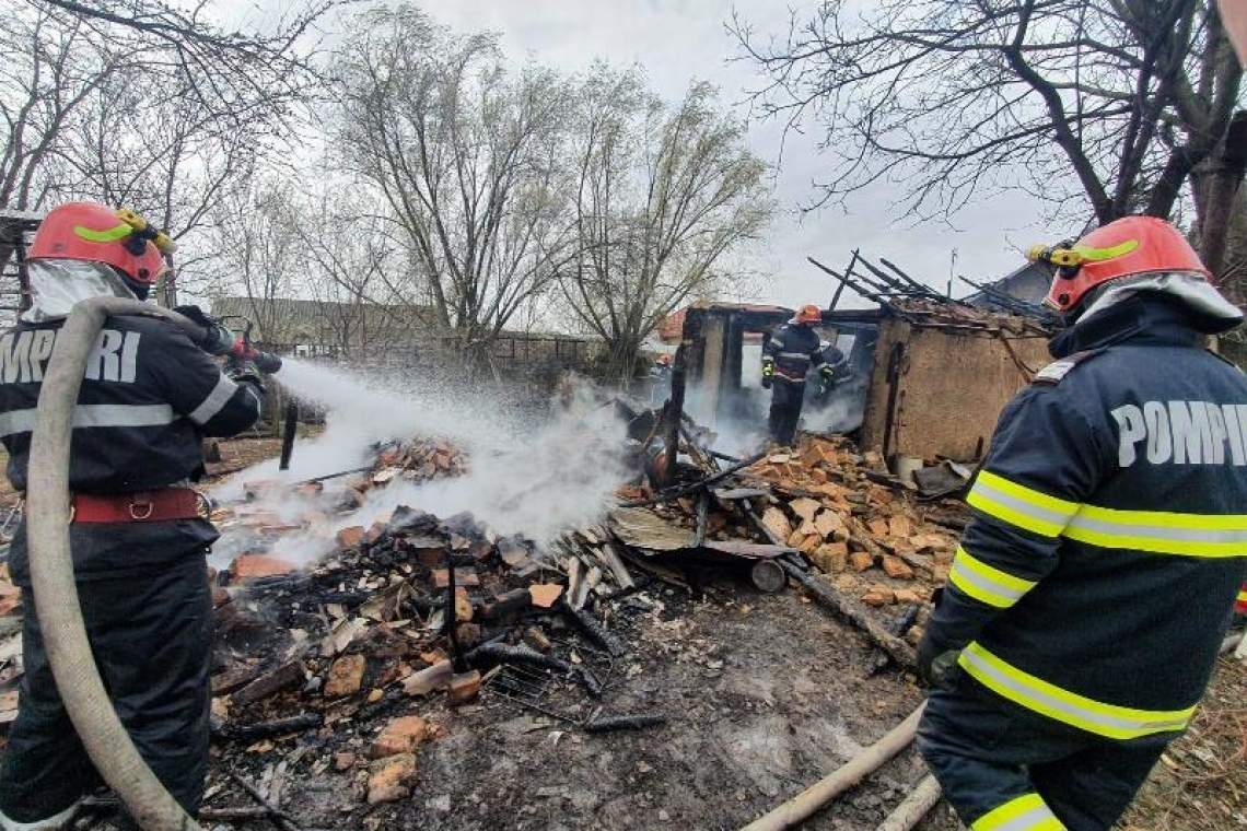 Incendiu de proporții în Prahova! Există pericol de propagare