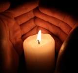 Coronavirus: Cum vom lua lumina sfântă de Paște