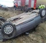 Accident grav în Prahova! O mașină în care se aflau cinci persoane s-a răsturnat