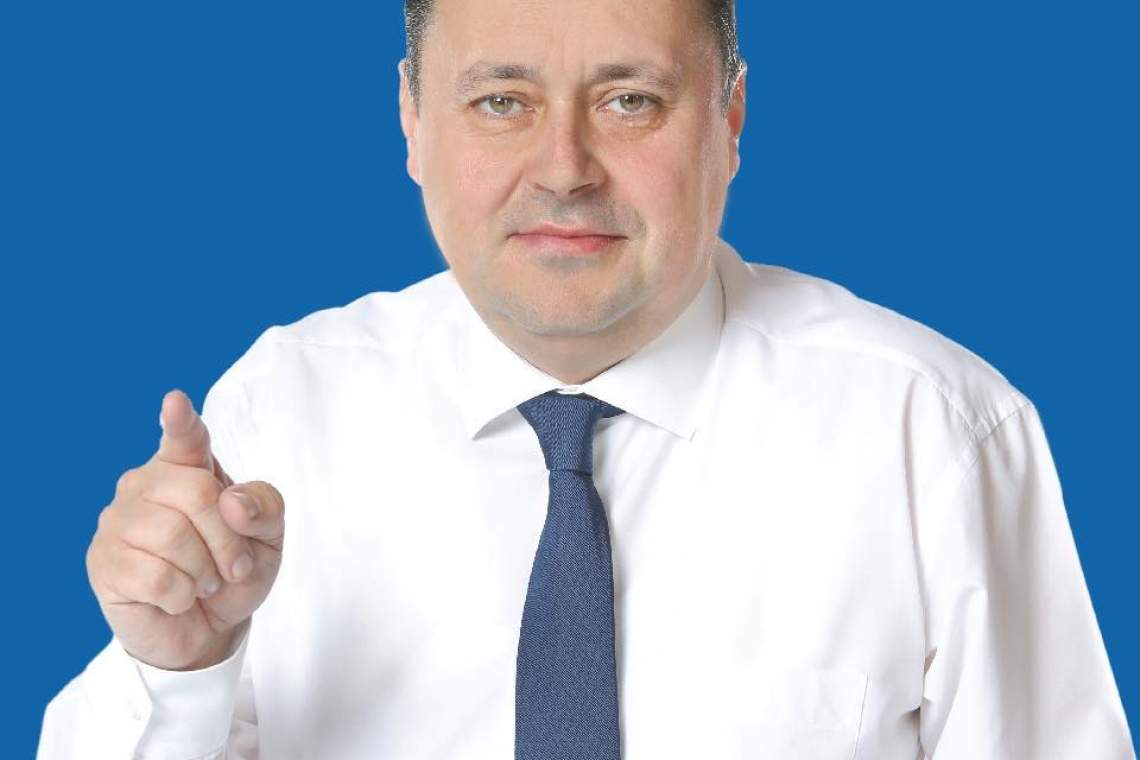 Andrei Volosevici: Propun primăriei municipiului Ploiești, ca prioritate, asigurarea unui stoc necesar de termoscannere și dezinfectanți în toate instituțiile de învățământ în care se vor desfășura cursuri și examene