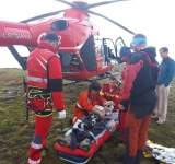 Barbat prins într-un utilaj la o fabrică din Ceptura. Va fi preluat de elicopterul SMURD