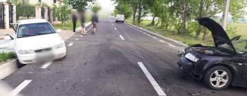 UPDATE Accident grav la Bucov! Trei persoane, transportate la spital