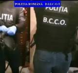 VIDEO| Minoră obligată să practice prostituția în Prahova!  Percheziții la proxeneți din Mizil