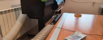 VIDEO| ”Fabrică de BANI” în Prahova! Procurorii DIICOT au destructurat un grup infracțional care se ocupa cu falsificarea bancnotelor