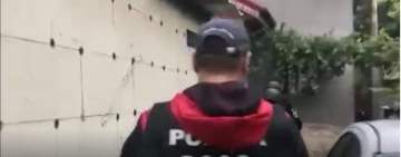 VIDEO Percheziții în Prahova! Zeci de persoane aduse la audieri, după ce ar fi obținut ilegal permise de conducere