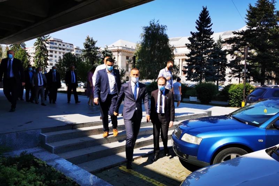 VIDEO: Iulian Dumitrescu: Alianța PNL-USR-PLUS Prahova va devirusa județul de PSD