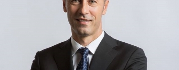 Iulian Dumitrescu: "Moţiunea de cenzură iniţiată de PSD reprezintă un act de sabotaj la adresa României"