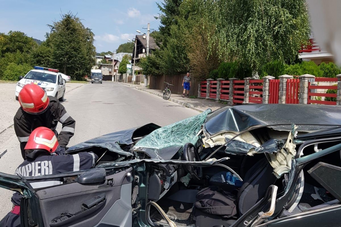 Accident rutier în Bușteni! Opt persoane au fost implicate