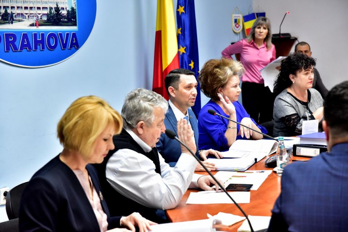 Bogdan Toader: Liberalii din Consiliul Județean sabotează proiectele pentru prahoveni, la îndemnul șefului lor de la Călărași, Iulian Dumitrescu!