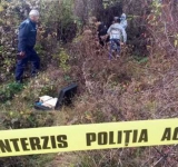 Cadavrul unei femei, descoperit în Prahova, într-o prăpastie. Era mamă a doi copii