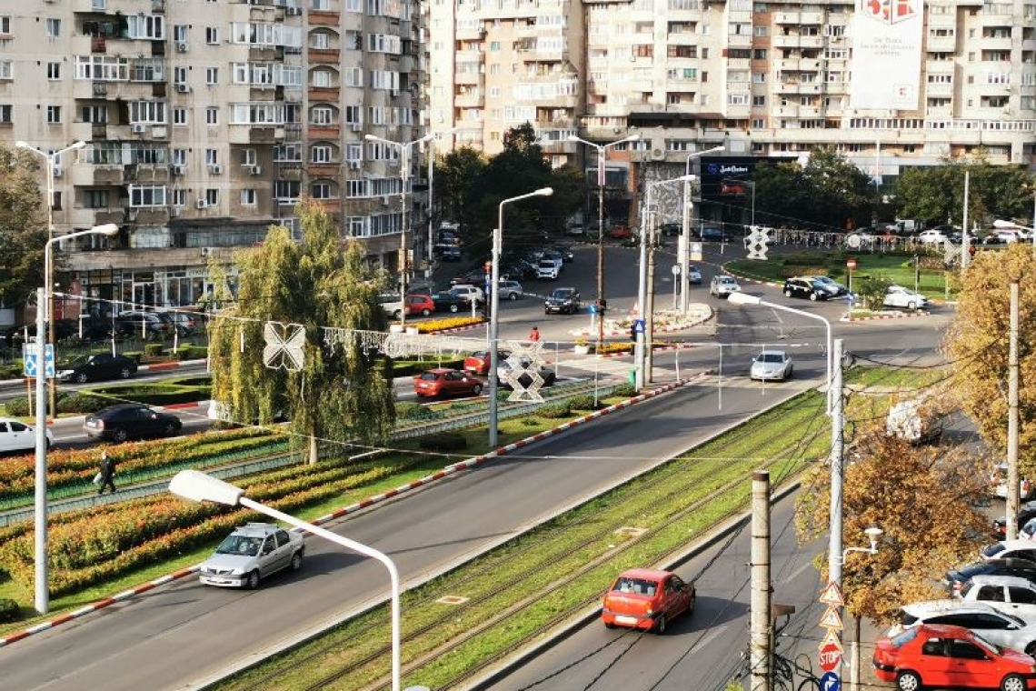Pregătiri pentru sărbătorile de iarnă la Ploiești! Ce buget a alocat Primăria pentru iluminatul festiv