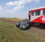 Accident feroviar la Corlătești! O mașină a fost lovită de tren!