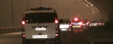 VIDEO: Percheziții la persoane bănuite de furt calificat. Au furat produse din magazine în valoare de aproximativ  100.000 de lei