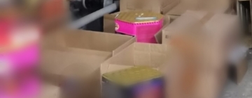 Aproximativ 2,5 tone de articole pirotehnice, confiscate de la o societate din Ploiești