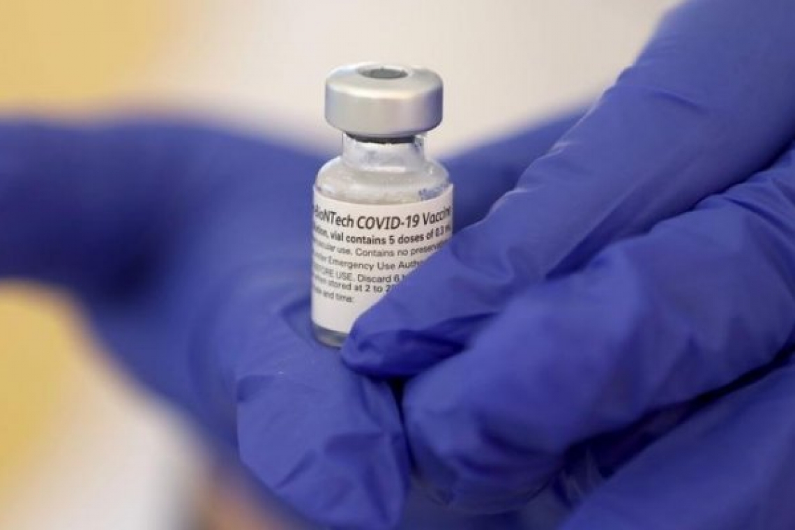 Dr. Mike Yeadon, fost vicepreședinte Pfizer: Nu vaccinezi oameni a căror viață nu este în pericol