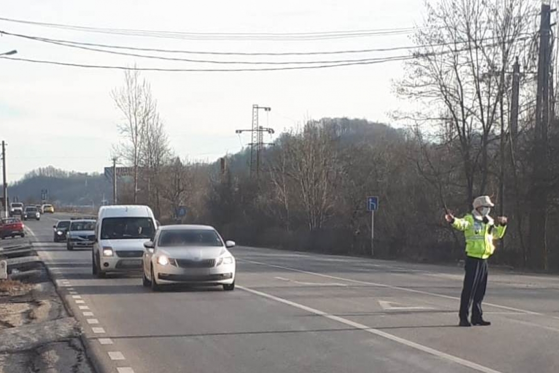 Șoferul unei autoutilitare, prins beat la volan de polițiștii prahoveni pe DN1