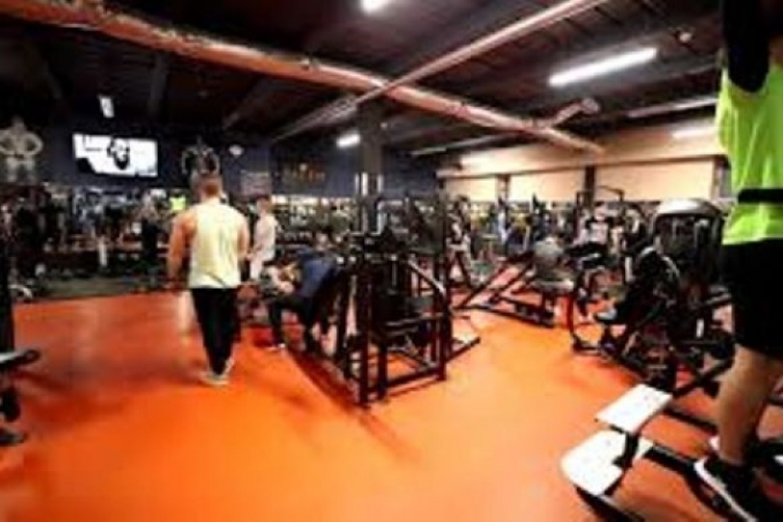 Scandal la  o sală de fitness de la marginea Ploieștiului. O persoană a folosti un pistol airsoft pentru a se apăra