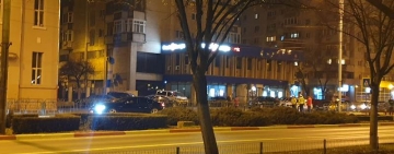 FOTO Pieton lovit de un BMW pe una dintre trecerile pentru pietoni de pe Bulevardul Republicii. Victima, transportată la spital