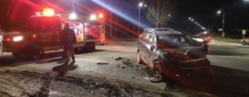 UPDATE Imagini cu accidentul de la Păulești. Două persoane, transportate la spital