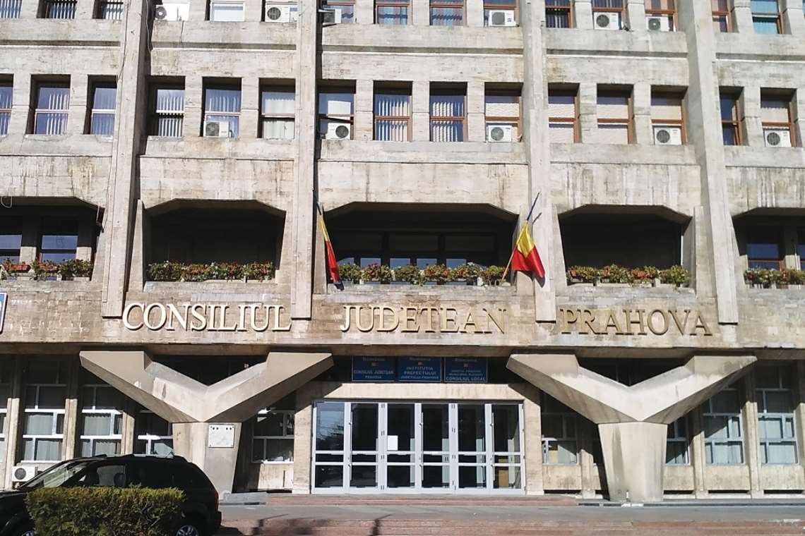 Consiliul Județean Prahova va reabilita, pe fonduri europene, 273 de clădiri aparținând unor instituții publice