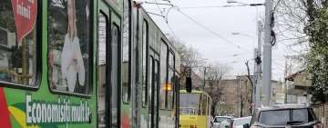 FOTO | Ai parcat ca un...! Circulaţia tramvaielor pe ruta 101, dată peste cap!