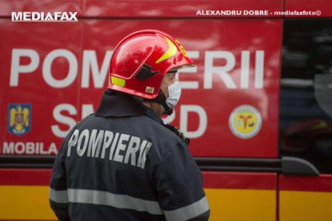 UPDATE  14 persoane evacuate dintr-un bloc din Ploiești după ce un locatar a folosit un spray iritant cu piper