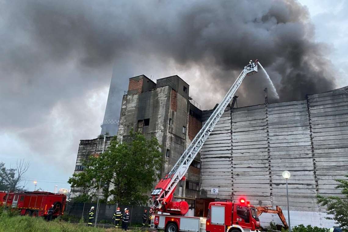 Președintele ANPM, despre incendiul de la Eco Burn: Fumul este toxic dar, din păcate, nu a putut fi surprins 