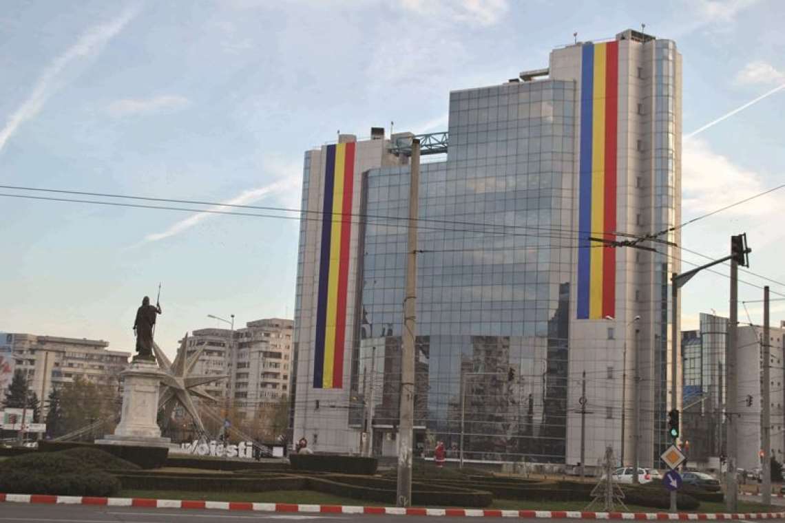 Primăria Ploieşti solicită declararea stării de alertă din cauza gunoaielor neridicate la timp