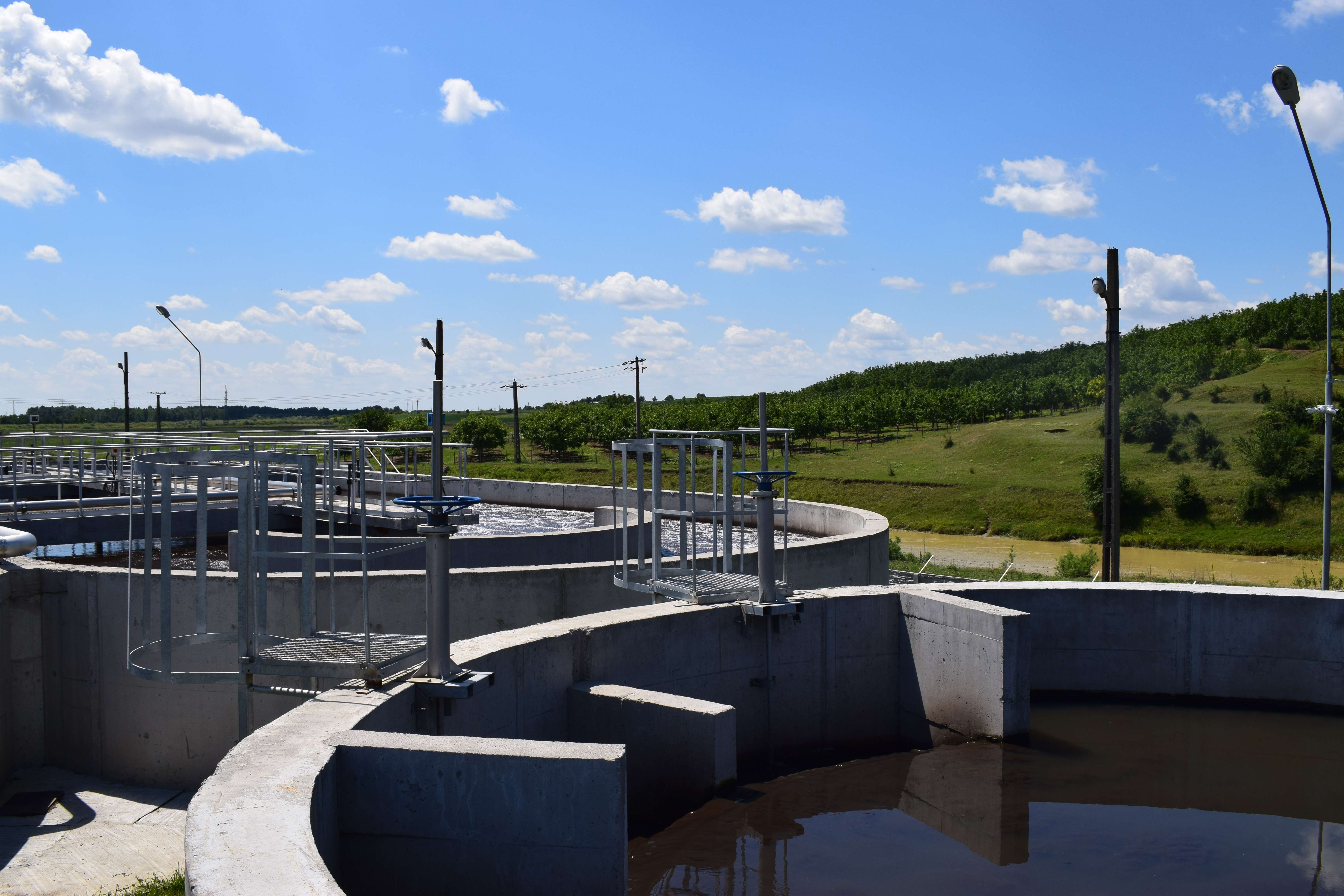 UPDATE| HIDRO PRAHOVA SA oprește apa în localitățile Dumbrăvești, Plopeni Sat, Mălăești, Sfârleanca, Cosminele și Băicoi, din cauza unei avarii a ESZ