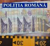 Câmpinean reținut după ce ar fi obținut 70.000 de lei de la clienți pe care i-ar fi înșelat, promițându-le efectuarea unor lucrări de construcții
