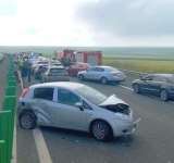 FOTO Accidente în lanț pe Autostrada Soarelui: Peste 50 de mașini implicate, 17 victime, planul roșu activat