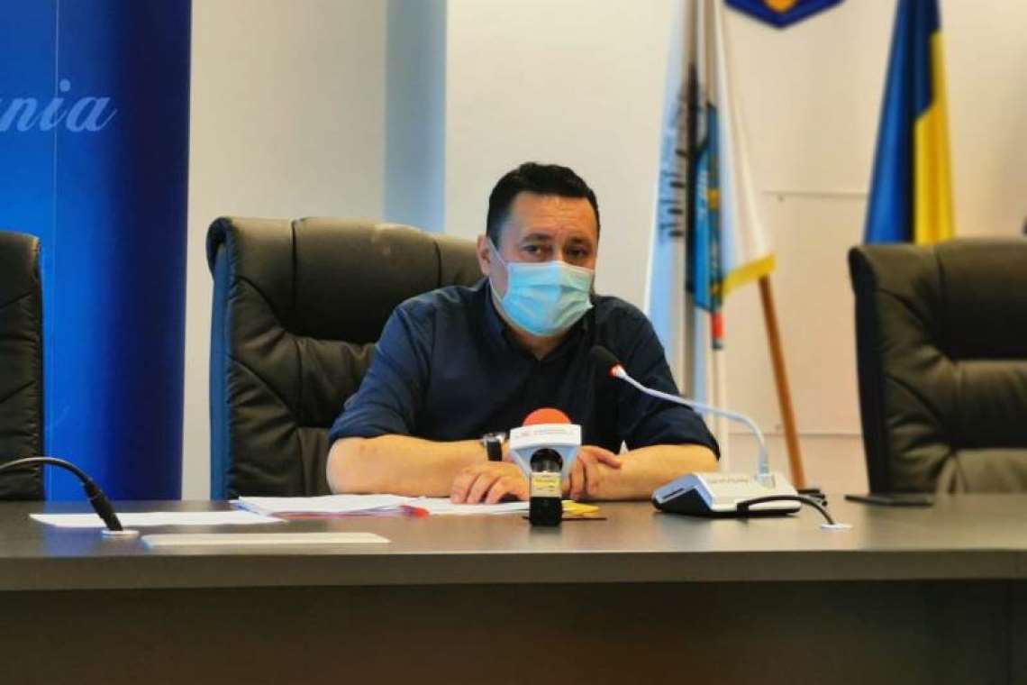 Primarul Andrei Volosevici, acuzații grave la adresa Rosal: Nu a dorit să încaseze, pentru că nu a avut capacitatea să lucreze corespunzător, deci să strângă gunoiul din oraș
