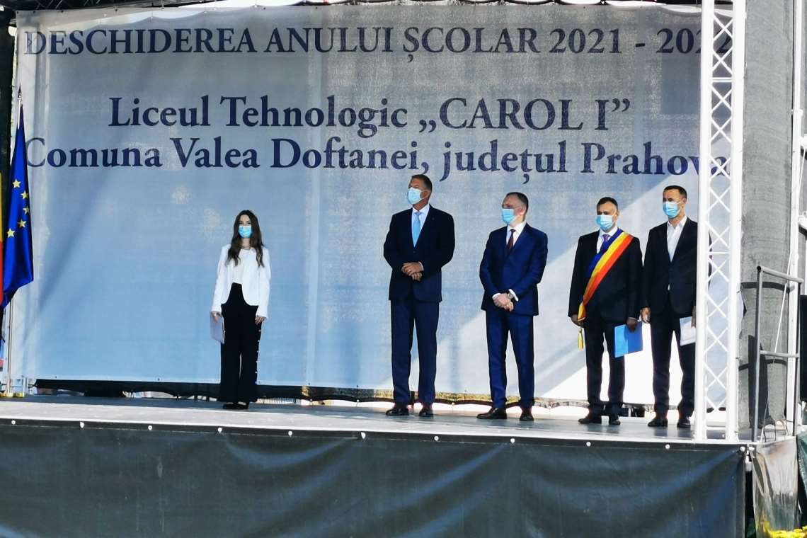 O oglindire a unei pagini din „România Educată“ într-un sat din Prahova. Vizită de rang înalt la Liceul Carol I de la Valea Doftanei  