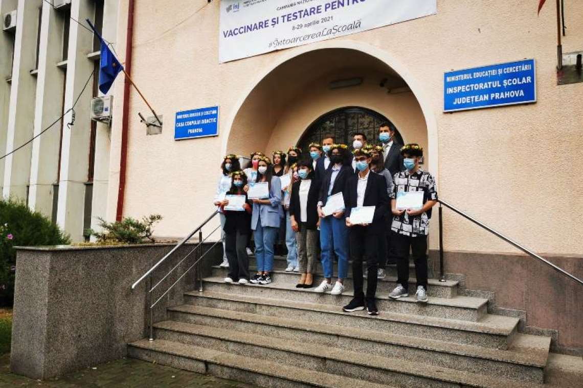 Premii substanțiale în bani pentru elevii din Prahova care au luat 10 la Bac sau Evaluarea Națională