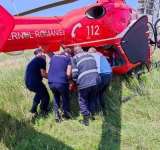 UPDATE Intervenție de urgență a elicopterului SMURD în Bălțești. O persoană a căzut de pe casă