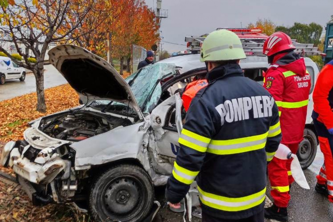 UPDATE FOTO Accident grav în Prahova. O persoană a murit