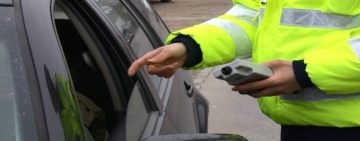 Șofer beat criță prins la orele dimineții pe șoselele din Prahova