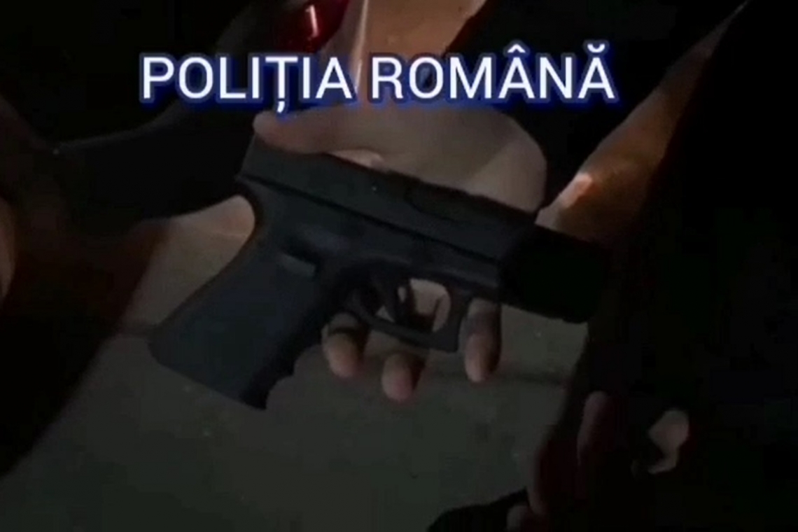 VIDEO| Cetățean turc, beat și înarmat, oprit în trafic la Păulești