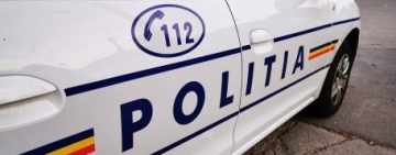 Prahovean reținut după ce și-a sechestrat fiica, de 42 ani, în casă