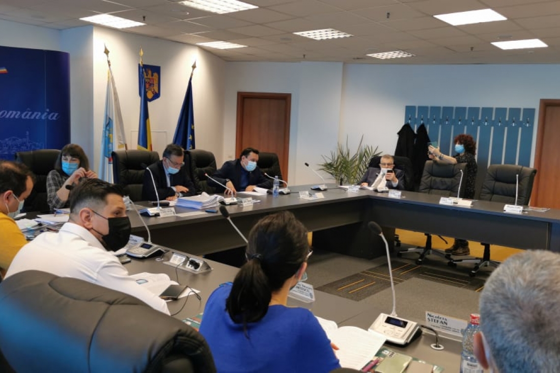 Riscăm să rămânem fără apă caldă și căldură. Reacția dură a primarului Volosevici