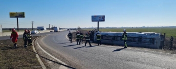 Cisternă cu motorină răsturnată pe Centura de Vest Ploieștiului. Trafic restricționat