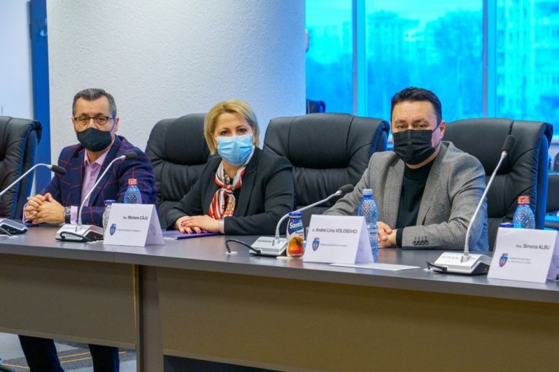 VIDEO|  Discuții între primarul Volosevici și parlamenarii prahoveni pe tema viitorului Spital Municipal de Urgență