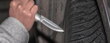 A fost identificat bărbatul care a tăiat anvelopele mașinilor aflate în parcări din zona de vest a Ploieștiului