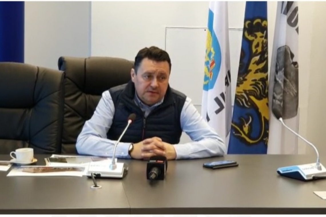 Primarul Andrei Volosevici: Dați drumul la apa caldă în Ploiești!!!!