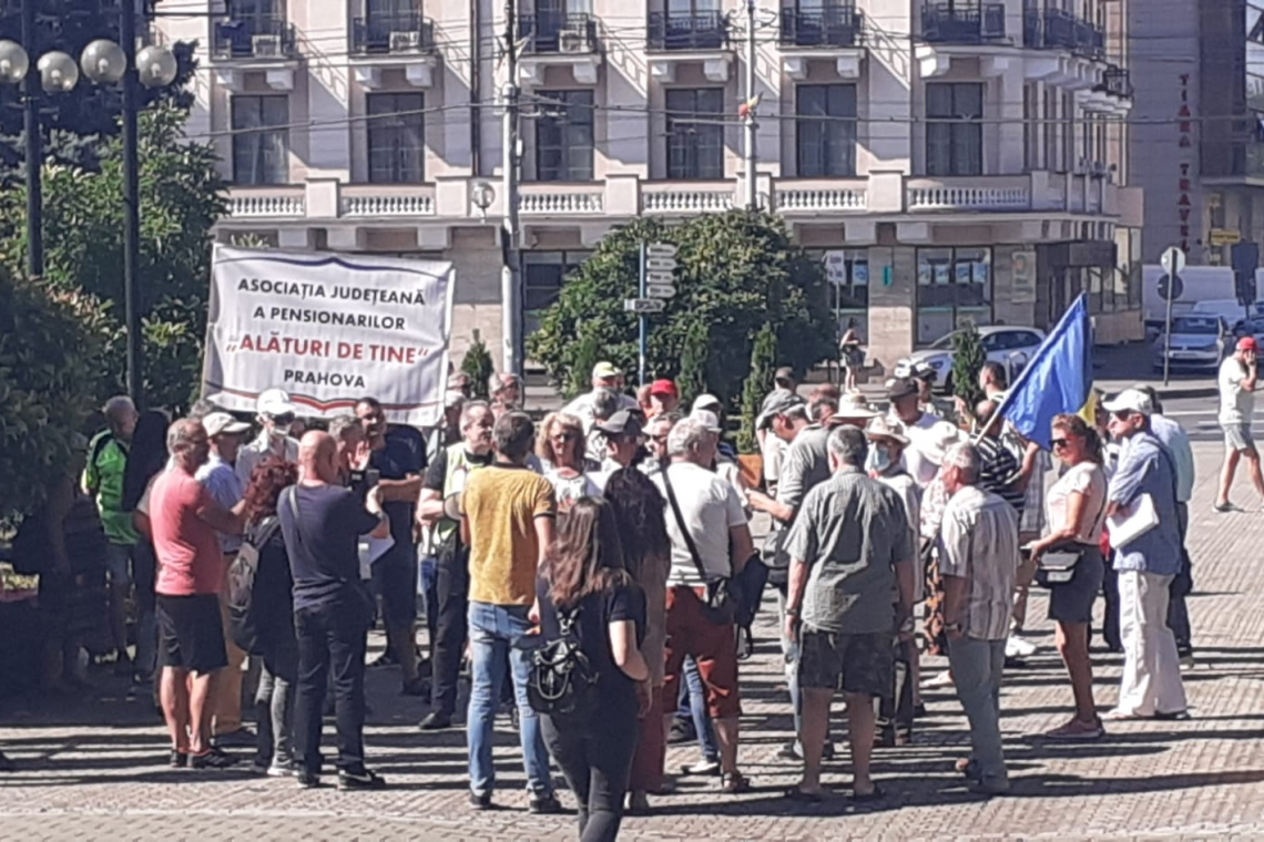 Protest la Ploiești împotriva sistării furnizării apei calde
