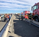 FOTO Accident grav pe Autostrada București - Ploiești.Două persoane, transportate la spital  în stare de comă